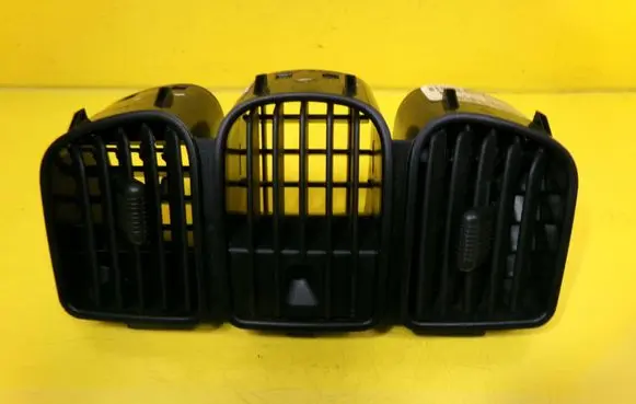 Chrysler Voyager Dash center air vent grill P12221076A