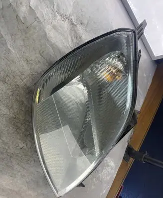 Ford Fiesta Headlight/headlamp 2S6X13W029AJ