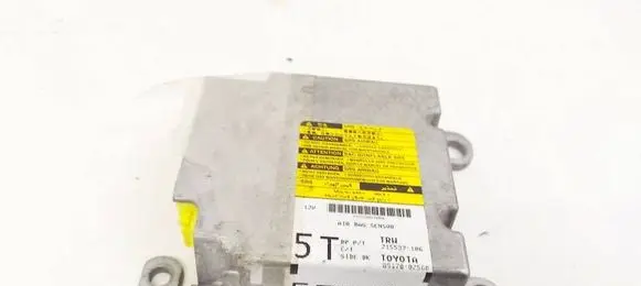 Toyota Auris 150 Airbag control unit/module 8917002560