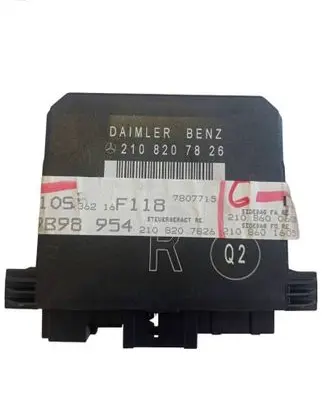 Mercedes-Benz E W210 Door control unit/module 2108207826 7807715