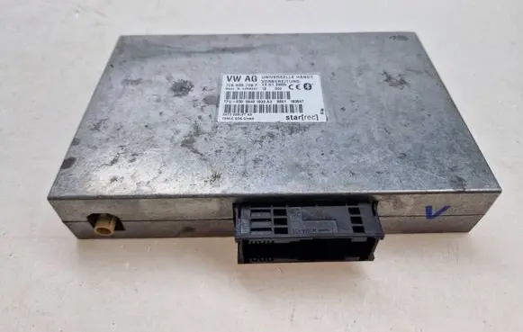 Volkswagen Touareg I Bluetooth control unit module 7L6035729F 3H73008LFA TFU03000401033