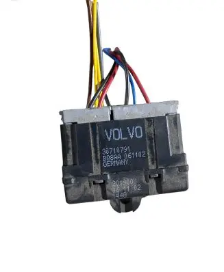 Volvo V50 Seat heating relay 30710791 08A061102 7019002