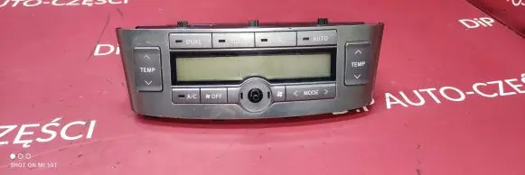 Toyota Avensis T250 Climate control unit 5590205050