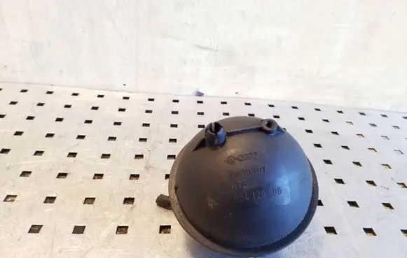 Volkswagen Touareg I Vacuum air tank 054129808