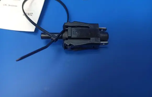 Mercedes-Benz C W204 Brake pedal sensor switch 0015458714