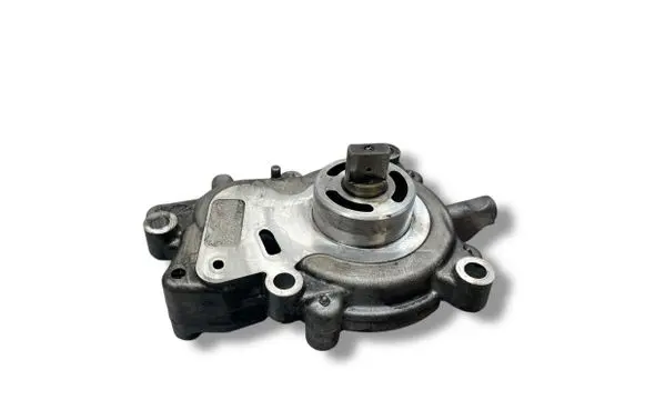 Ford Mondeo MK V Vacuum pump 65740 9674992280