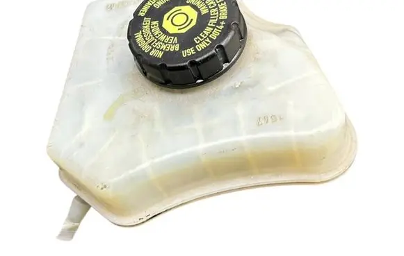 Mercedes-Benz CLS C219 Master brake cylinder A2114300702