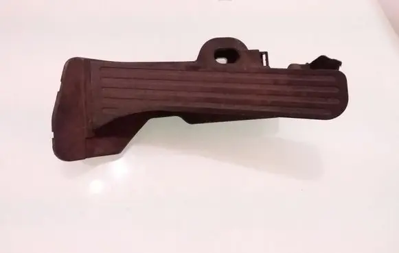 Volkswagen Golf V Accelerator throttle pedal 1K2721503M 6PV00874500