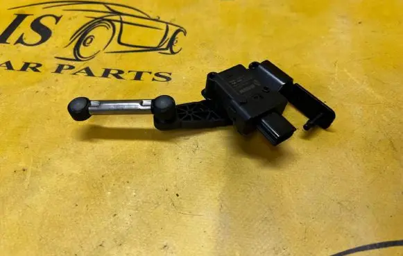 Renault Espace VI Headlight/headlamp level sensor 538218910R