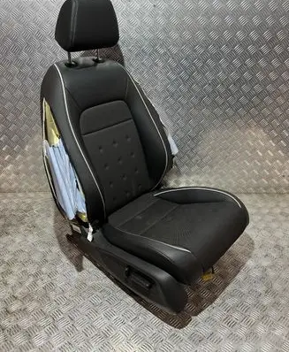 Honda ZR-V Front passenger seat DG19499