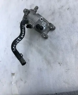 Volkswagen Tiguan Throttle valve 04l128637a