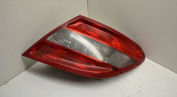 Mercedes-Benz C W204 Rear/tail lights A2048203064 2048203064