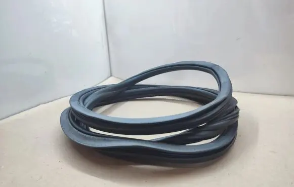 Audi A4 S4 B8 8K Front door rubber seal