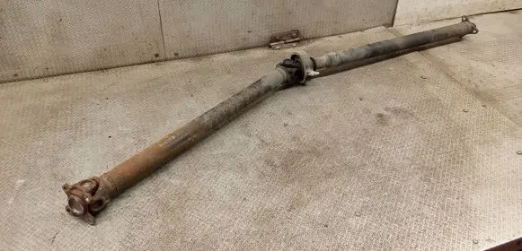 BMW 1 E81 E87 Drive shaft (set) 7526111