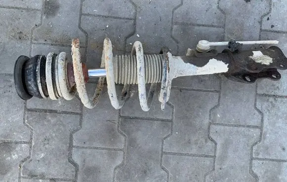 Mercedes-Benz Vito Viano W639 Front shock absorber with coil spring