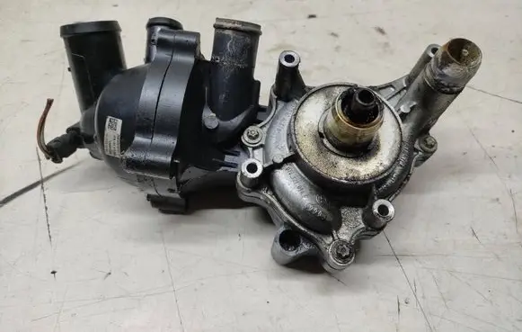 Audi A8 S8 D4 4H Water pump 079121014F