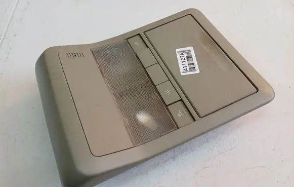 Chevrolet Captiva Rear seat light 