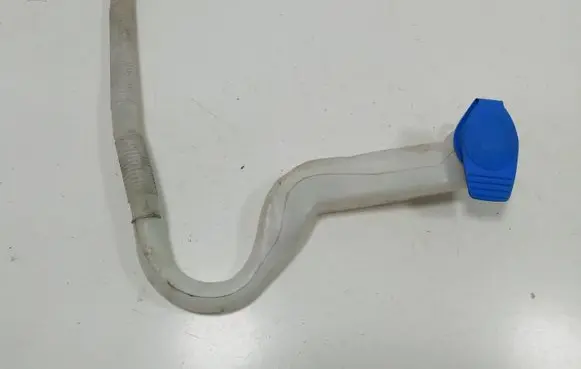 Audi Q7 4L Window washer liquid tank fill tube 4L0955463