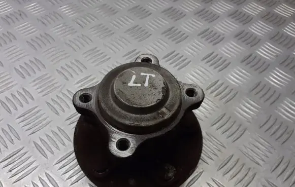 Opel Mokka X Rear wheel bearing hub 13593158