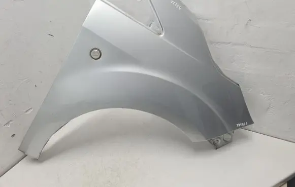 Ford Turneo Courier Fender