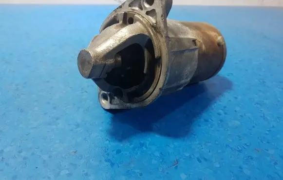 Mitsubishi Colt Starter motor M000T30771