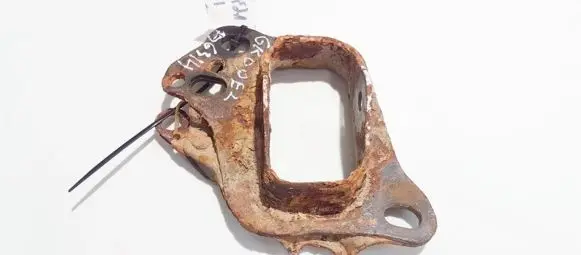 Opel Vectra B Bracket in trunk/boot 