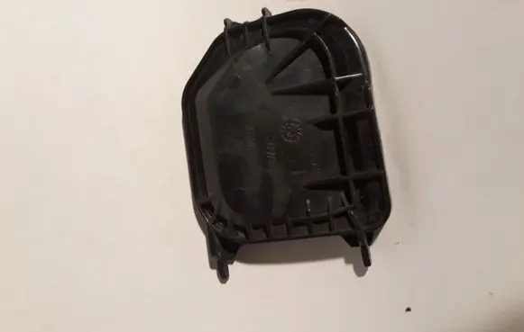 Audi A3 S3 8P Headlight/headlamp dust cover