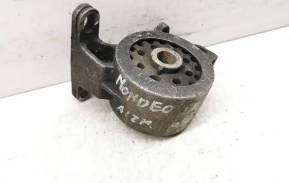 Ford Mondeo MK II Engine mount bracket 98BB6P090AA