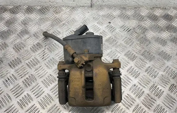 Audi Q3 8U Rear brake caliper 32332267J 5079H