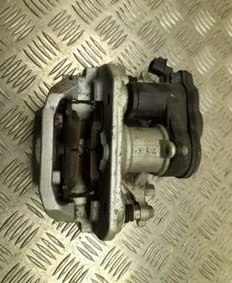 Lexus ES VII XZ10 Rear brake caliper 105R