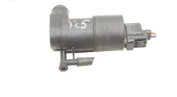 Toyota Verso-S Windscreen/windshield washer pump 853300F020