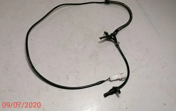 Toyota Yaris ABS brake wheel speed sensor 895420D050