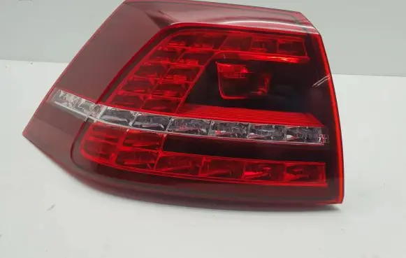 Rear/tail lights