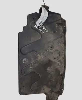 Hyundai Santa Fe Engine splash shield/under tray 291302B150