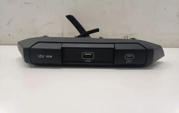 KIA Niro USB socket connector 84745AT800