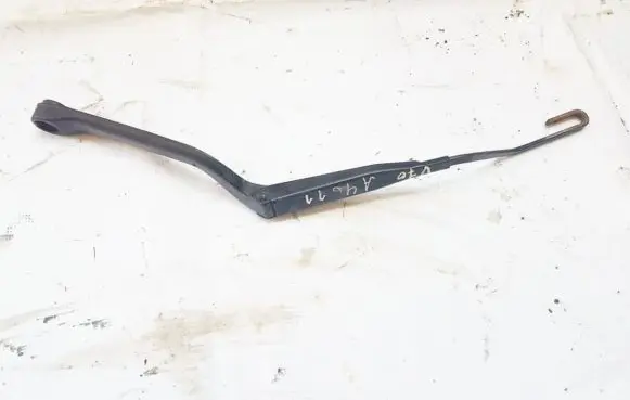 Volvo S70 V70 V70 XC Front wiper blade arm 9178855