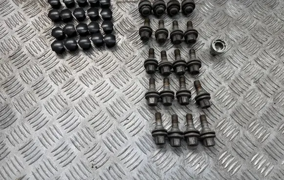 Peugeot 508 II Nuts/bolts