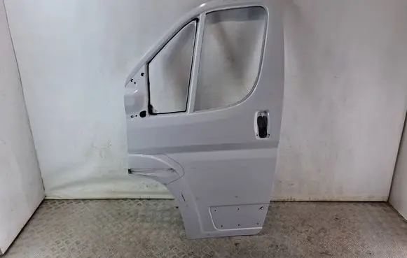 Peugeot Boxer Front door 1682477580