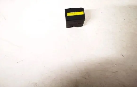 Volvo S80 Other relay 8651661