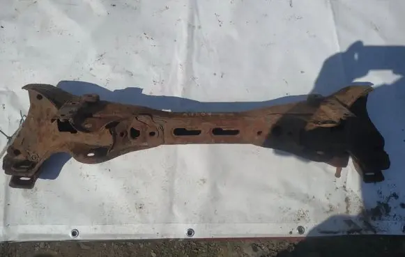 Hyundai i30 Rear subframe 