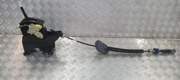 Renault Captur II Gear selector/shifter in gearbox PU11766