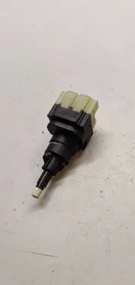 Audi A4 S4 B7 8E 8H Brake pedal sensor switch 1K2945511