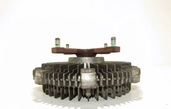 Mitsubishi Pajero Viscous fan clutch 