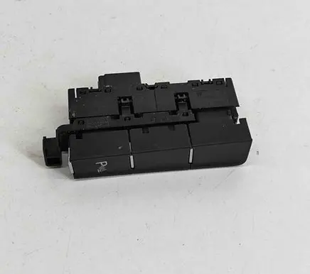 Volkswagen Golf VII Parking (PDC) sensor switch 5G1927238E