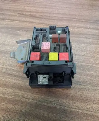 Renault Espace - Grand espace IV Comfort/convenience module 8200315964 8200283815 8200368385