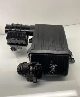 Suzuki Swift I Air filter box 63JR01 63JA01 1974002230