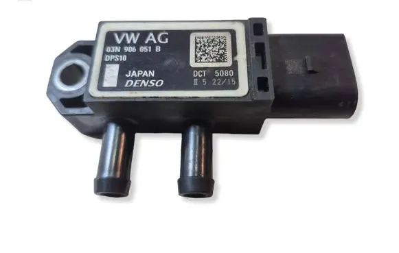 Volkswagen Golf VII Exhaust gas pressure sensor 03N906051B DPS10