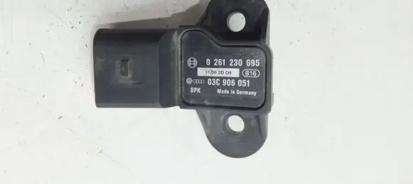 Volkswagen PASSAT B6 Air pressure sensor 03C906051 0261230095