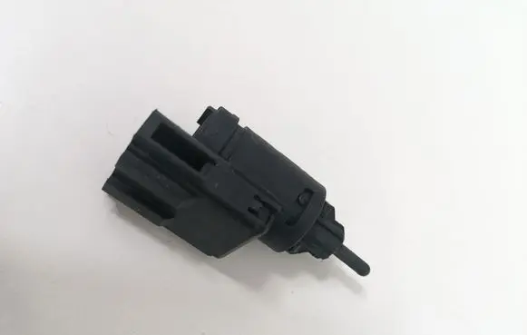 Audi A4 S4 B6 8E 8H Brake pedal sensor switch 3B0945511A 3B0945511C 3B0945515