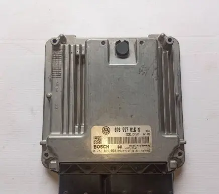 Volkswagen Transporter - Caravelle T5 Engine control unit/module 070997016M 1039S19948 0281014050